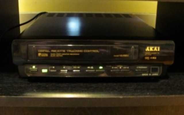 Video recorder AKAI VS-R9EV+RC-V85A