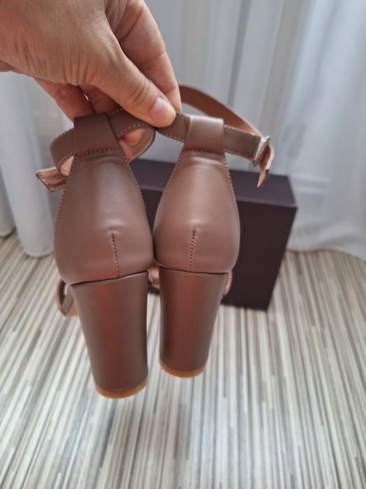 Sandale piele Zee Lane mărime 38 ca noi.