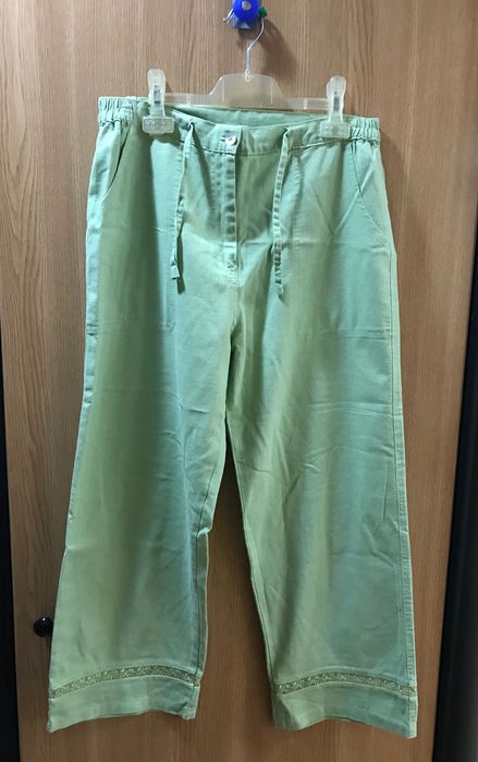 Pantaloni verde deschis 3 sferturi