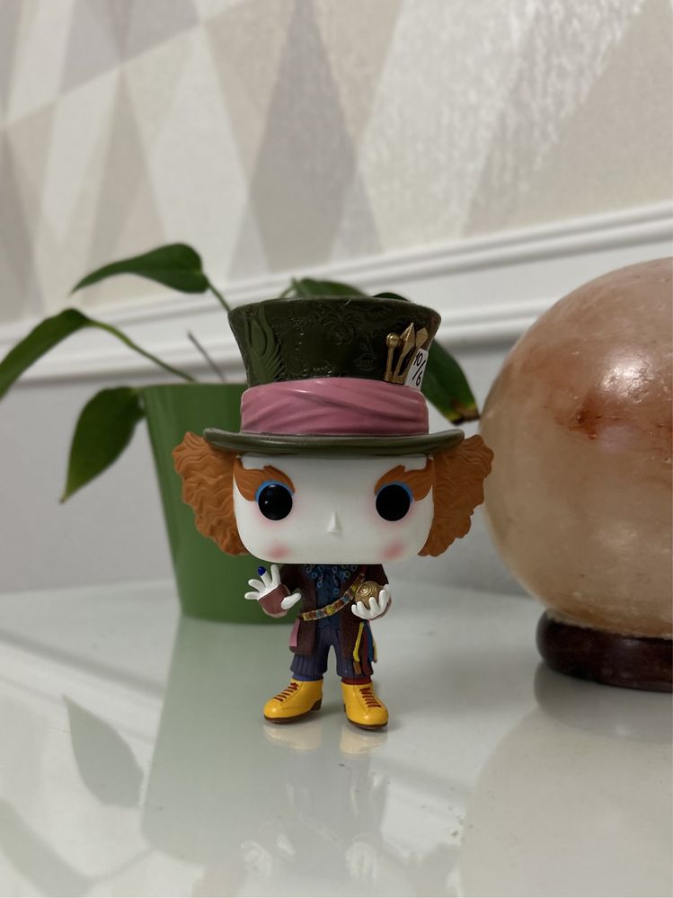 Funko POP Mad Hatter with Chronosphere