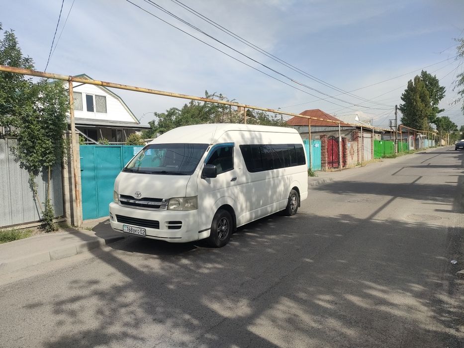 Аренда микроавтобуса Тойота Хайс 10-14 мест