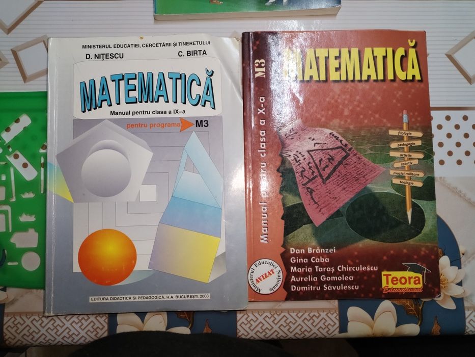 Manuale școlare și cărți