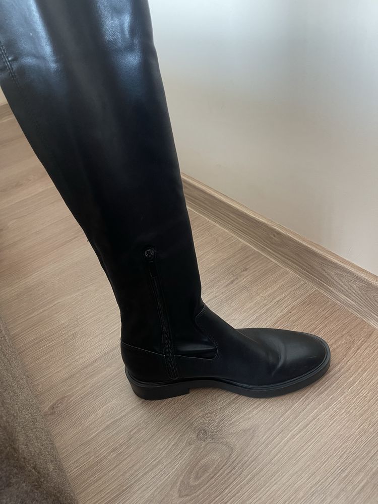 Чизми Stradivarius
