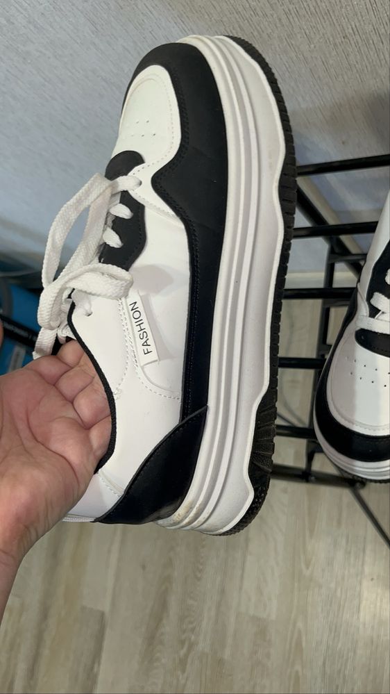 Кросовки 40-41 размер
