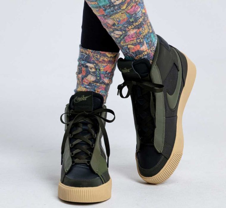 НАМАЛЕНА ЦЕНА - Дамски Спортни обувки NIKE Blazer Mid Victory