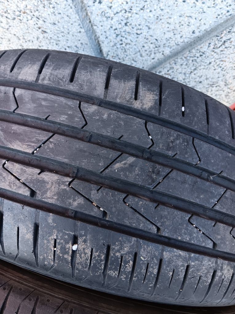 2 бр Гуми  Hankook 225 55 16