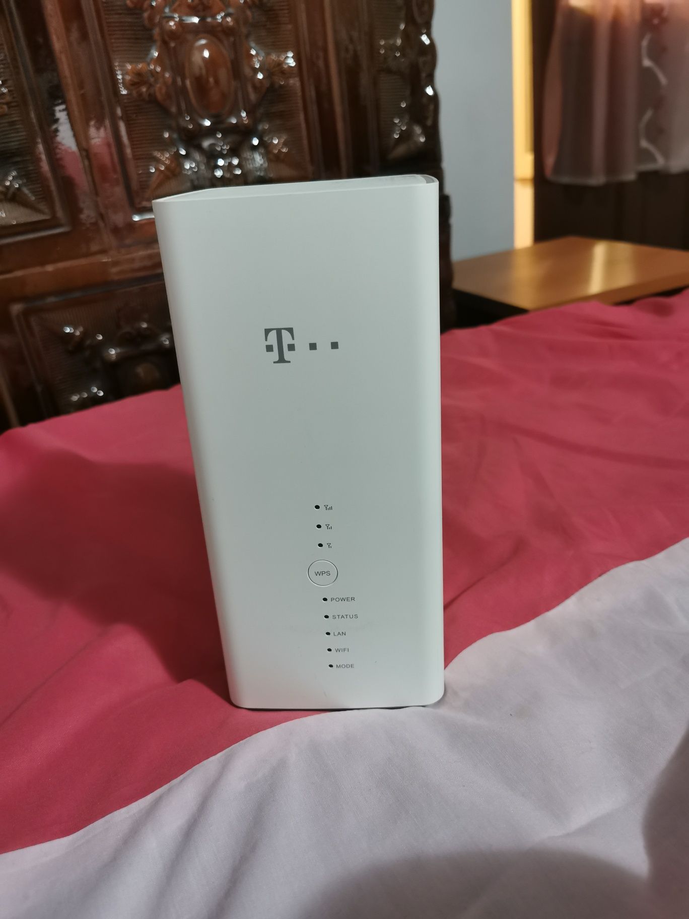 Router Modem Wifi Huawei 5G B818 1600 mb/s Nou 4G 4G +
