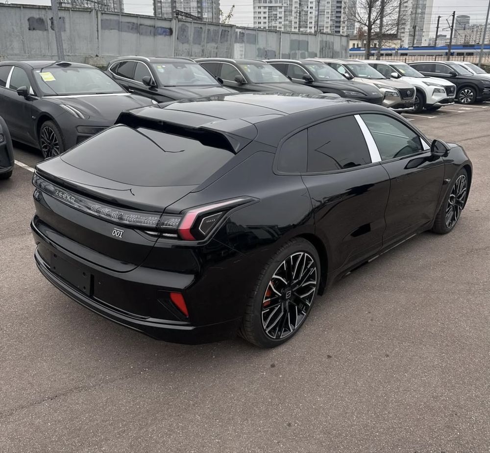 Zeekr 001 z sport 2024 3,3 сек