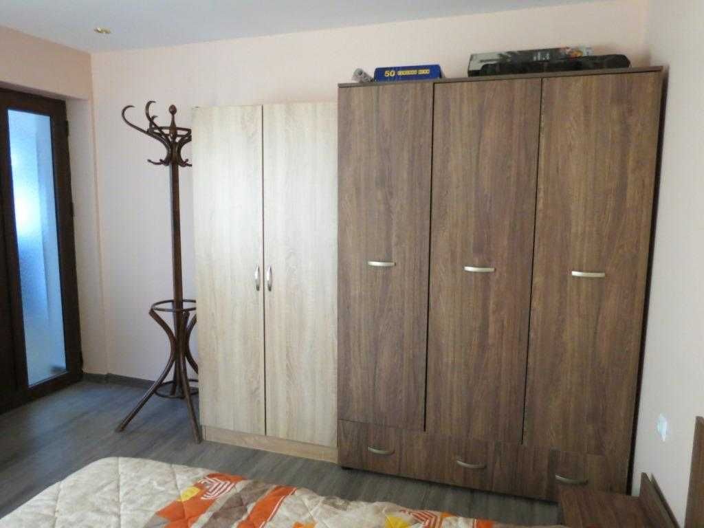 Реновирана къща в Дропла
