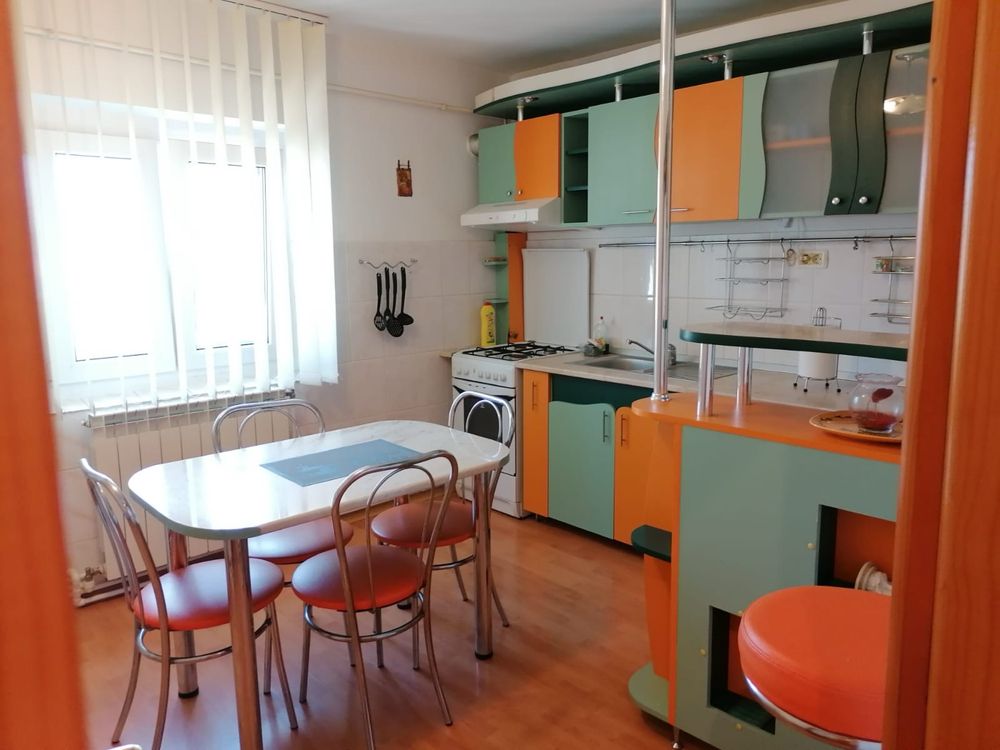 Apartament + garaj de inchiriat in Vaslui