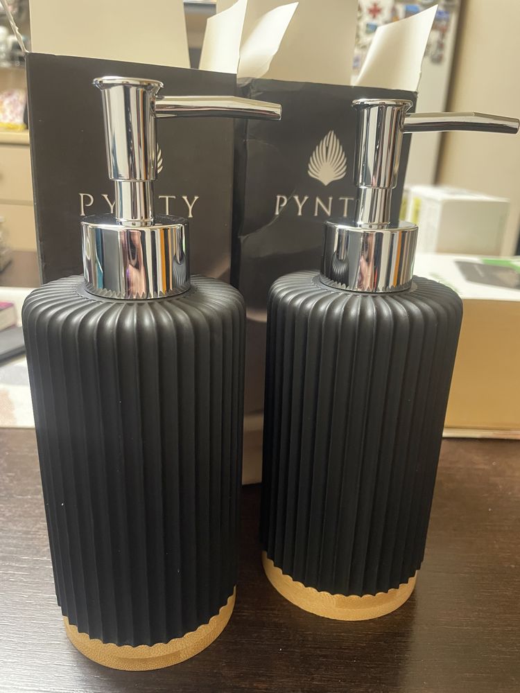 Dozator de săpun PYNTY Negru Mat*