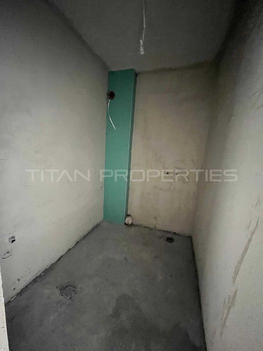 Продава се Тристаен апартамент в Пловдив, Беломорски - 127 кв.м за 1201 €/кв.м - Снимка #8