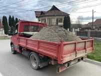 Transport moloz ,piatra,nisip,pământ,materiale construcții ,etc