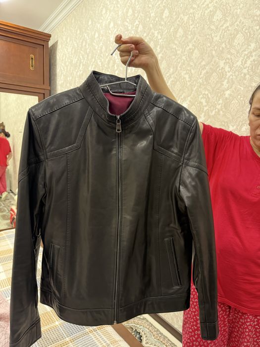 Продается куртка мужская 52 размер