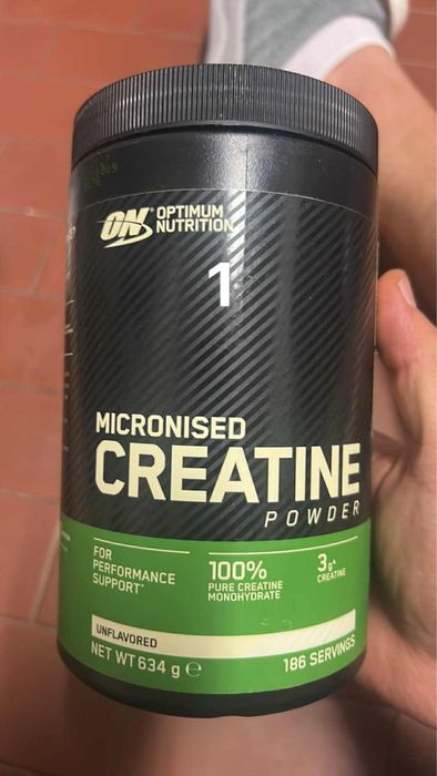 Proteina si creatina pentru sportivi