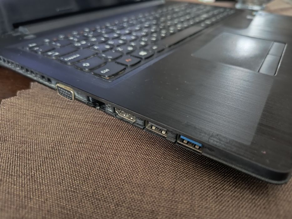 Лаптоп Lenovo G50-30 / 4GB RAM / 1TB