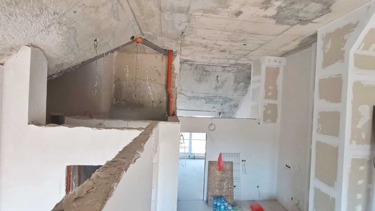 Продава се Тристаен апартамент в София, Зона Б-18 - 101 кв.м за 2179 €/кв.м - Снимка #13