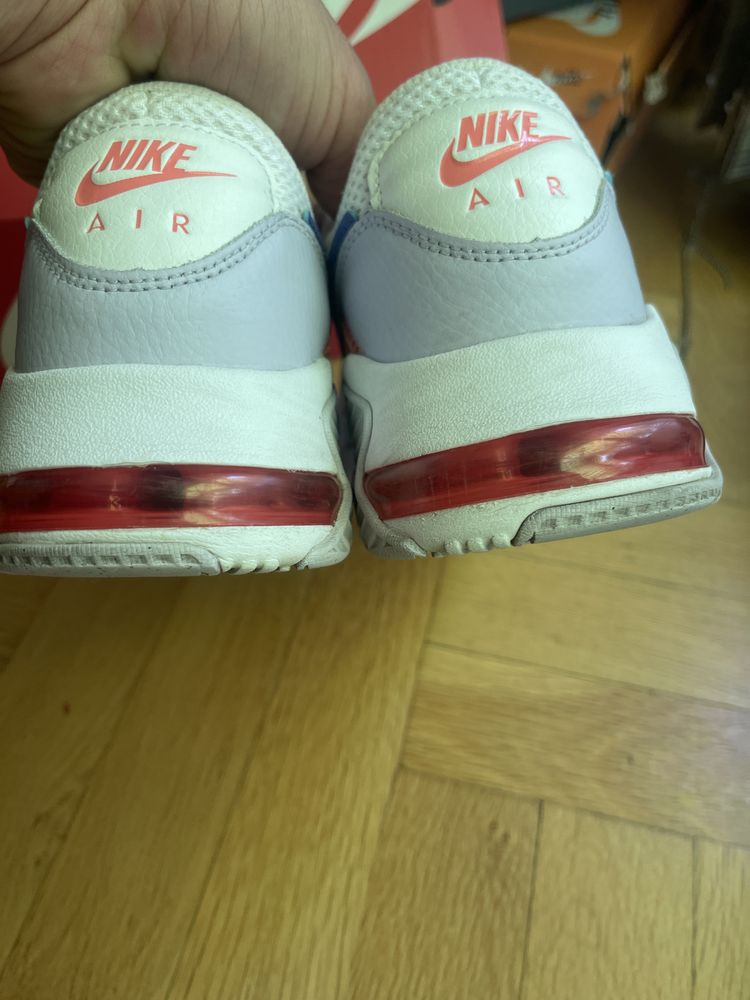 Оригинални Nike Air Max EXCEE маратонки обувки 42.5 27.5см