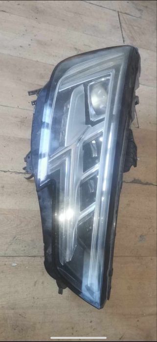 Matrix фар за Audi A4 b9