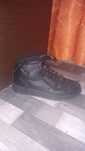 Adidași . Marimea 40. Culoare negru