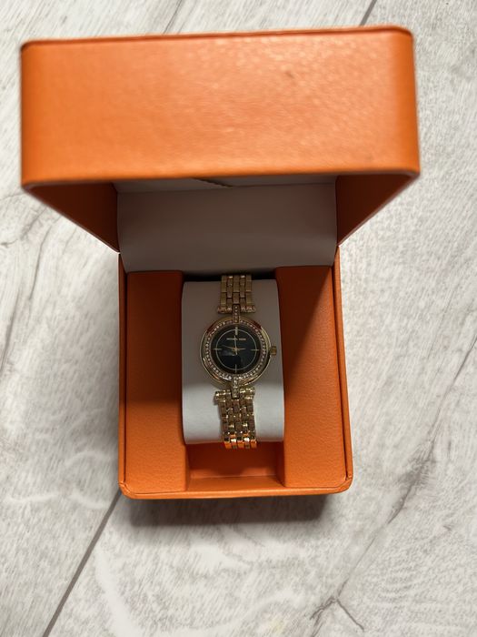 Продам часы Michael Kors