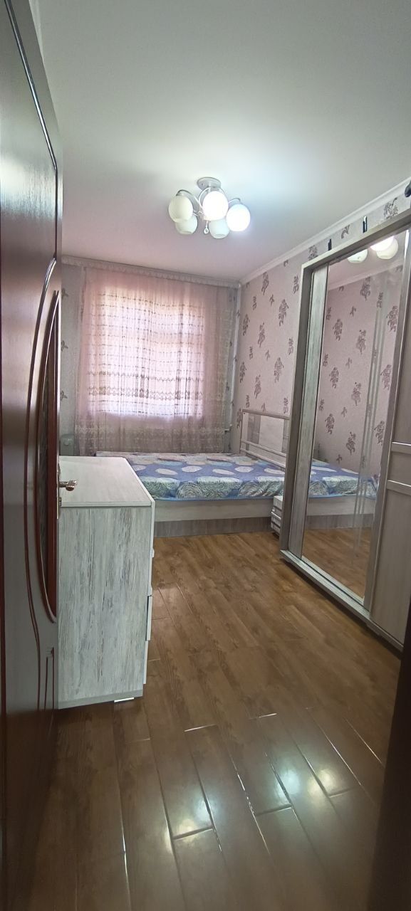 Аренда  Чиланзар 3 с мебелью и техникой  2/4/4 Ул Мукими.