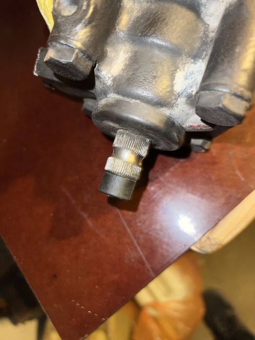 Рулевой редуктор БМВ е38