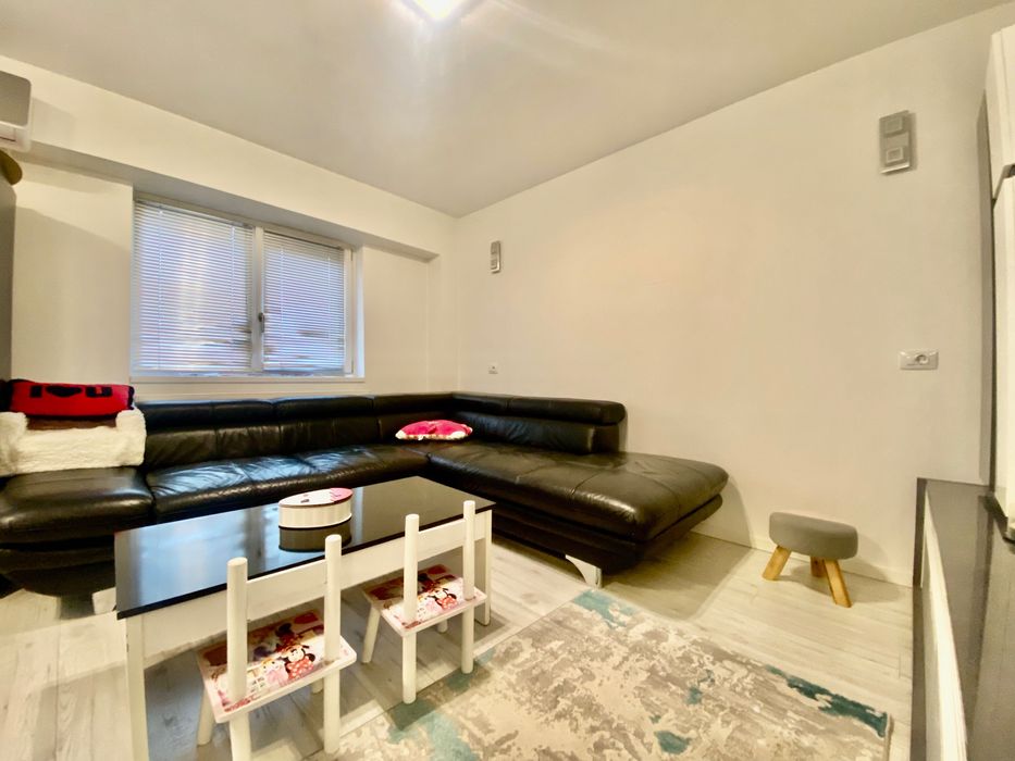 Închiriere apartament modern – 2 camere, Micro 12, Etaj 3