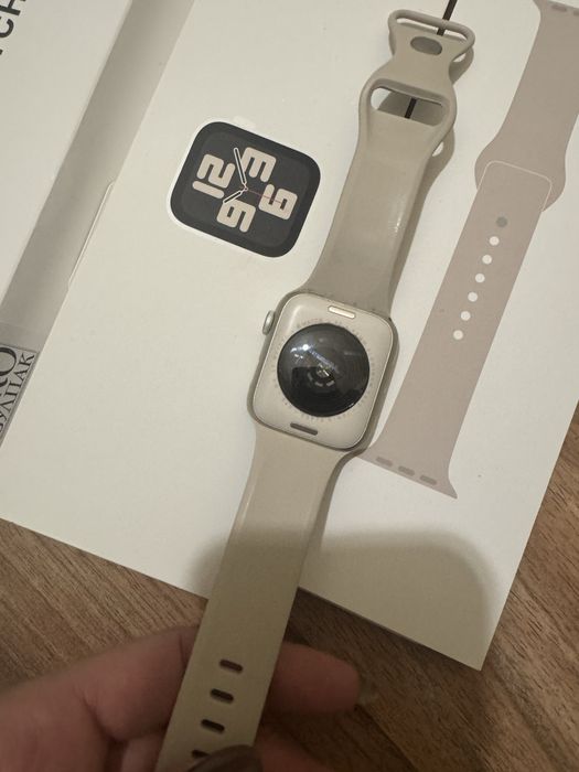 Apple watch SE2 GPS starlight 44mm