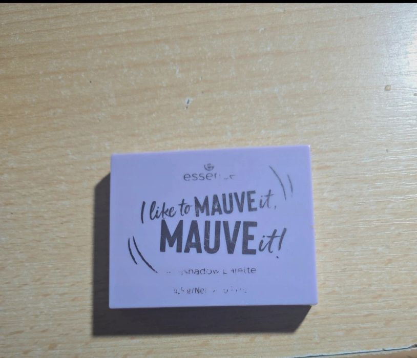 Essence paleta farduri