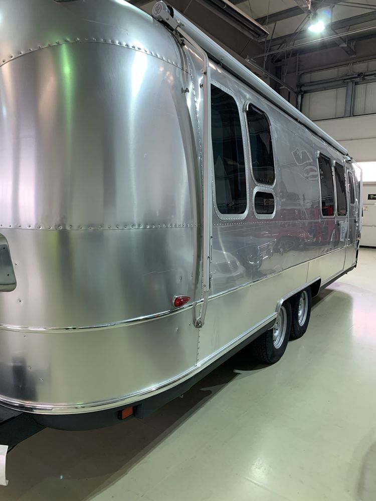Rulota Airstream 75th Anniversary