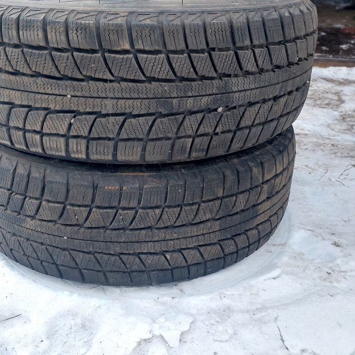 Продам шины зимние