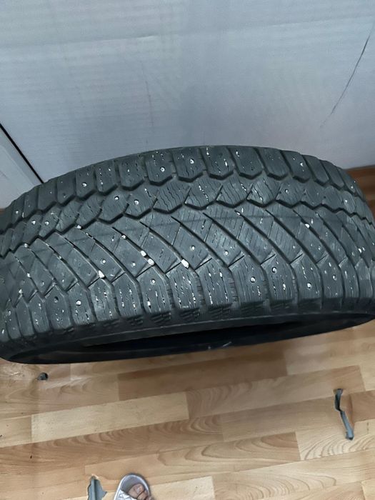 Продам резину зима 19р