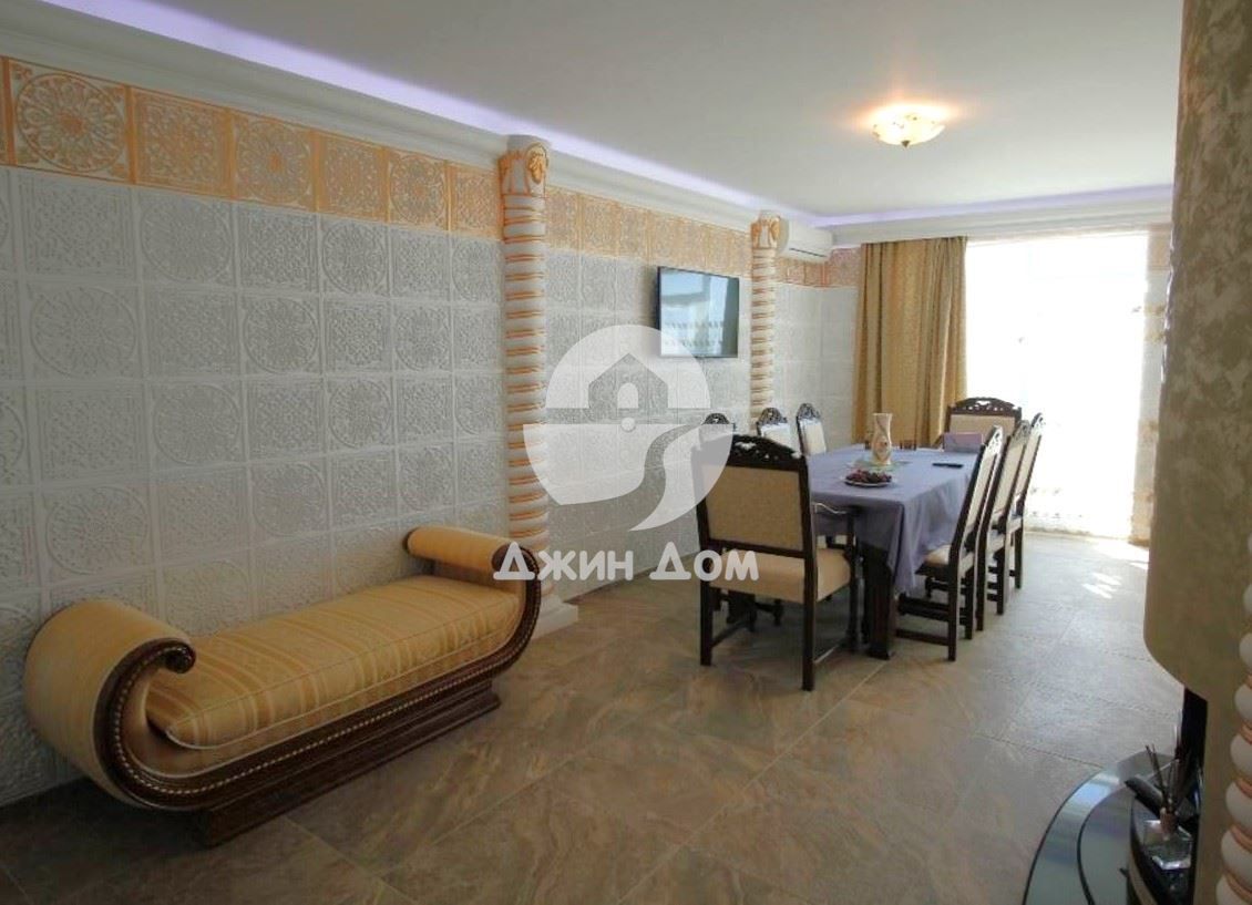 Продава се Четиристаен апартамент в Свети Влас - 204 кв.м за 1594 €/кв.м - Снимка #1
