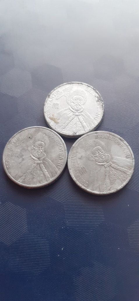 Monezi colecție diferite