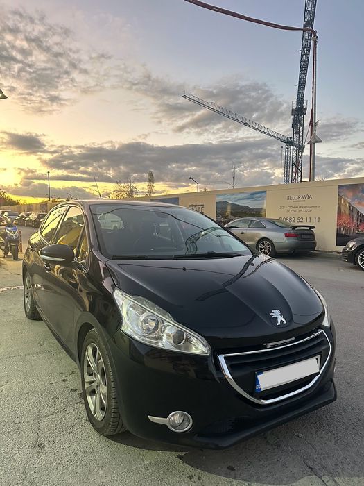 Peugeot 208 1.4i, Бензин/Газ, 95 к.с.