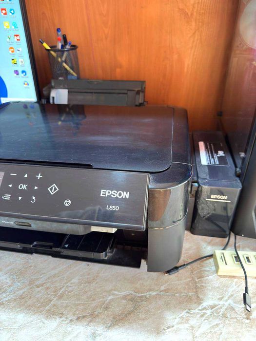 EPSON L850 ranglik printer zo'r holatda
