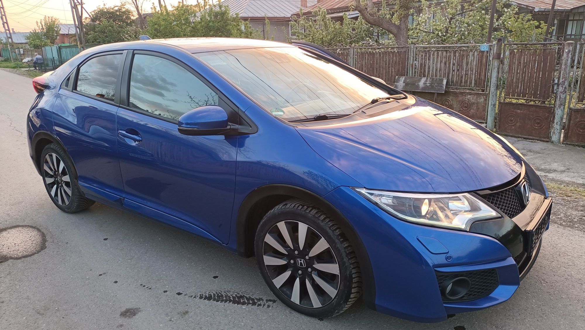 ! Honda CIVIC 2015