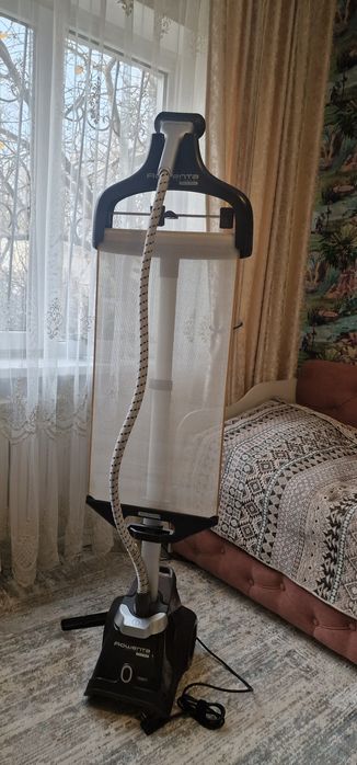 Вертикальный отпаривать Rowenta