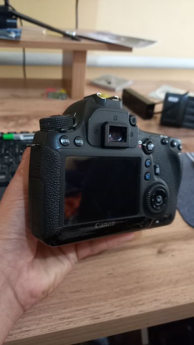 Canon 6d sotladi ideal