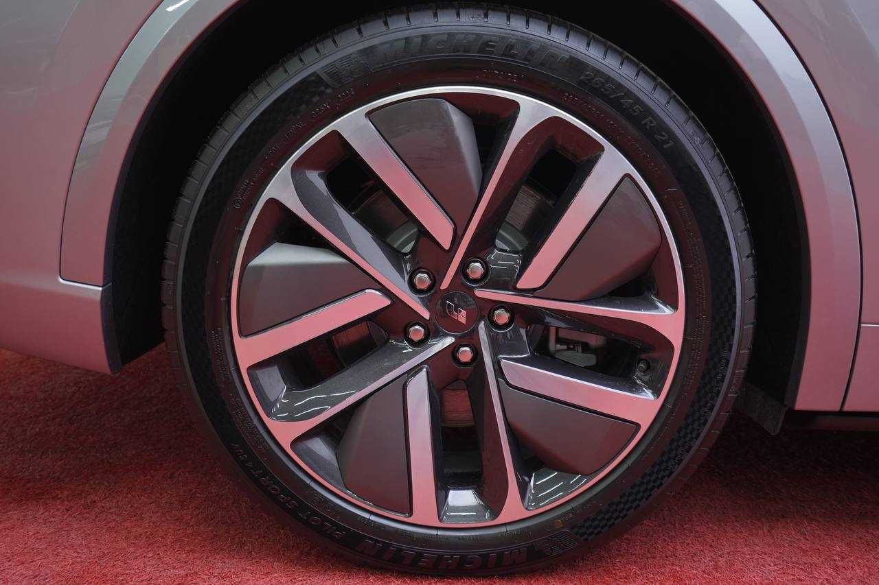 Orient Motorsdan CIP-TASH LIxiang L9