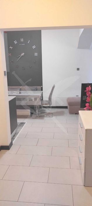 Продава се Тристаен апартамент в София, Център - 100 кв.м за 3890 €/кв.м - Снимка #9