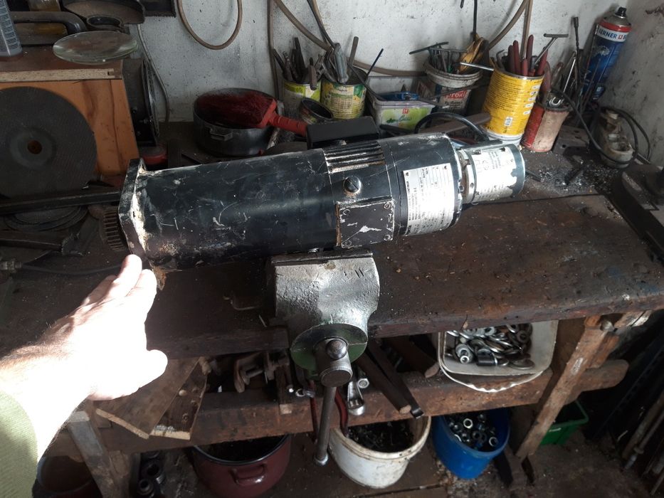 Servomotor -dinam-generator