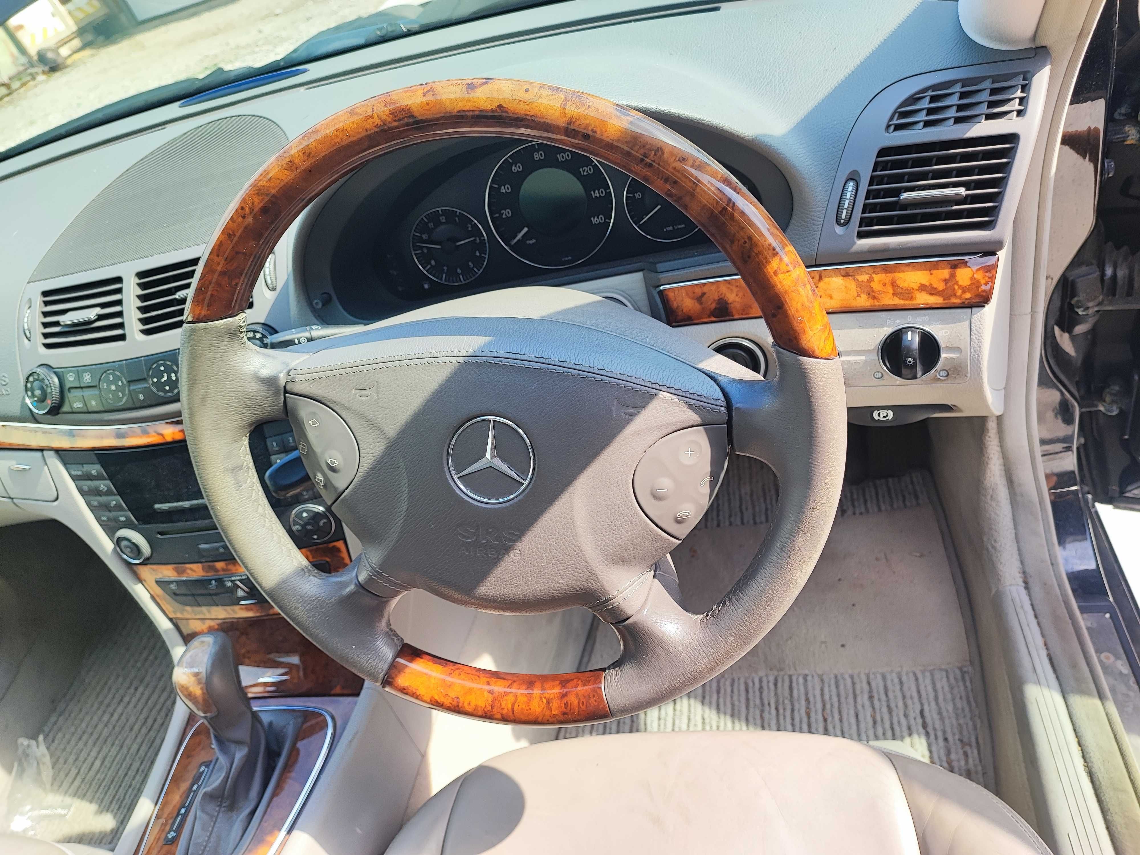 Мерцедес W211 E 320 CDI 224 коня На Части седан елеганс АМГ пакет