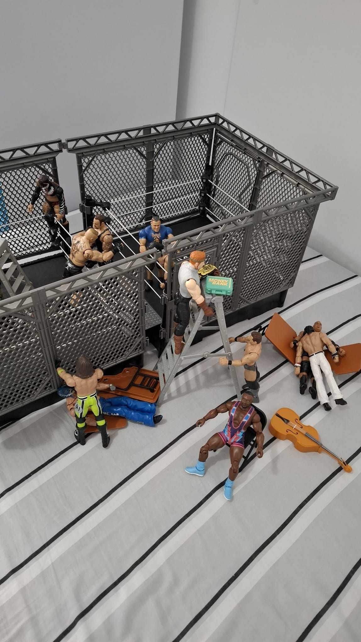 Figurine Wrestling + Ring Wrestling + Accesorii Wrestling