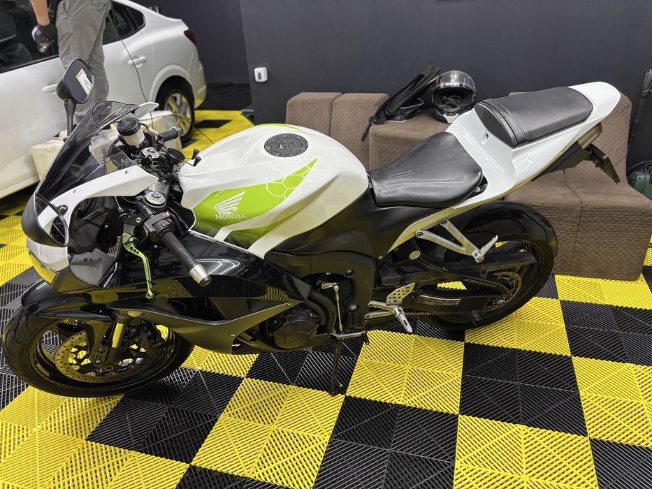 Honda CBR 600 RR