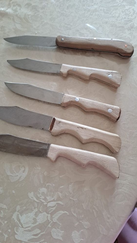 Новый ножей для разделки мяло