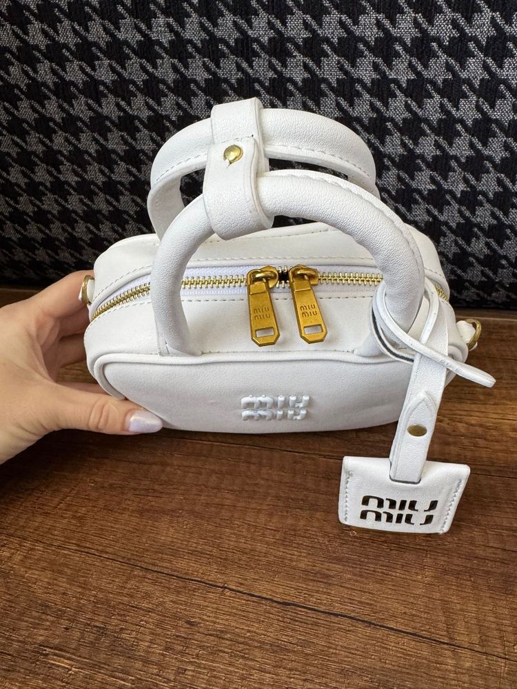 Дамска чанта Miu Miu