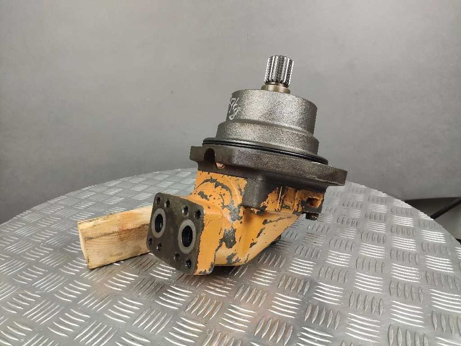 motor hidraulic case 1288 - piese de schimb case