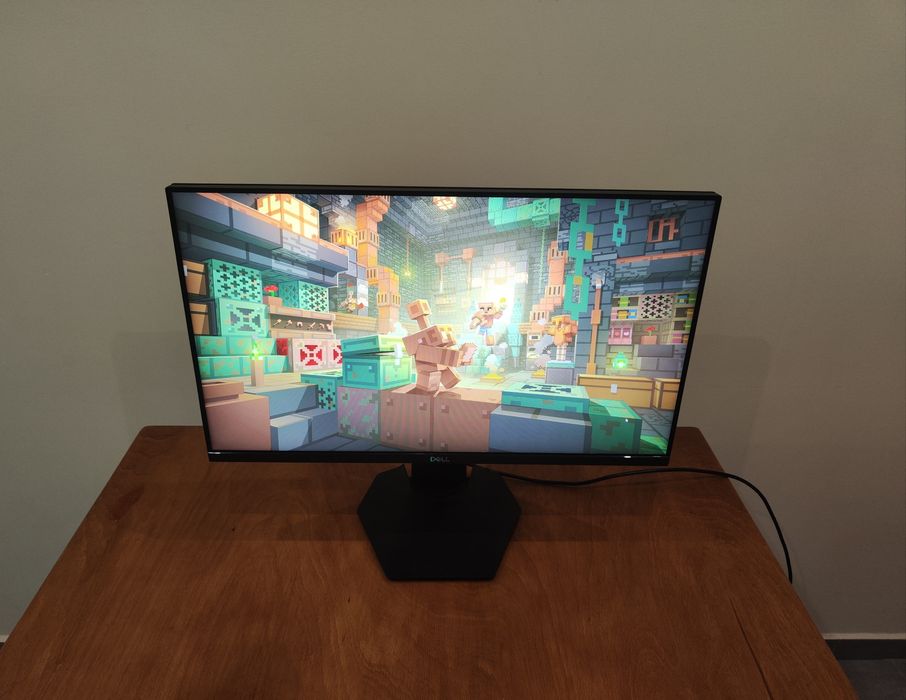 24 инчов 144hz монитор Dell